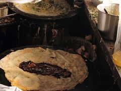 -正宗杂粮煎饼香软鸡蛋饼