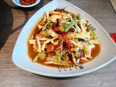 -肖四女乐山跷脚牛肉(世博源店)