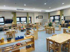 -宾果蒙特梭利托育儿童之家幼儿园(爱琴海店)