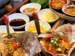 -围炉肉舍•炭烤活鳗•丹东海鲜烤肉(步行街店)