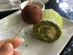 -莓园冰淇淋店