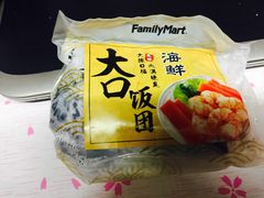 -全家便利店(东直门店)