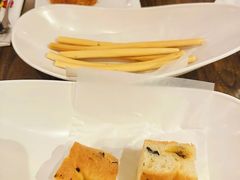 餐前面包棍-安妮意大利餐厅(世贸天阶店)