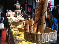 -Salon de The de Joel Robuchon(外滩18号店)