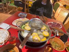 -潮汕·草根牛肉档(上海荟聚城市集市店)