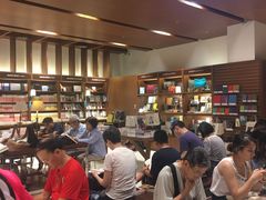 -诚品(信义店)