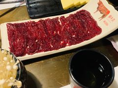 -左庭右院鲜牛肉火锅(金山万达店)