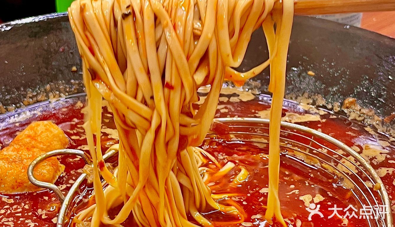 漳州探店｜火爆贵州的地摊火锅漳州也有啦