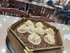 羊肉灌汤小笼包-西安贾三灌汤包·回坊小吃·清真炒菜(北院门总店)