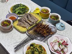 -尕胡才炕锅烤羊肉馆(八一路店)