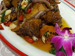 捞鹅-小粤楼(万辉广场店)