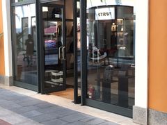 -枫叶小镇奥特莱斯