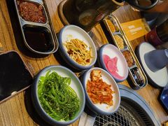 -明洞阿姨·韩式酱蟹烤肉·创意料理(三元桥店)