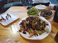 -鑫悦龙虾(前西街店)