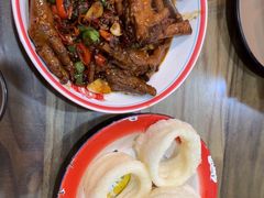 -堂瓦里·33年传统赣菜(第一街区店)