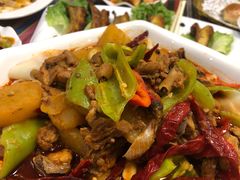 新疆大盘鸡-新疆红柳花餐厅(新洲店)
