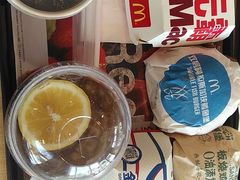 -麦当劳(政通路店)