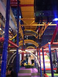 -动力星球家庭亲子游乐中心