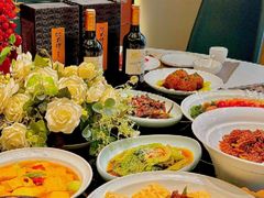 -闫府私房菜·百年鲁菜(恒隆店)