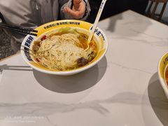 -粉小主·贵州酸汤牛肉粉(南京仙林金鹰店)