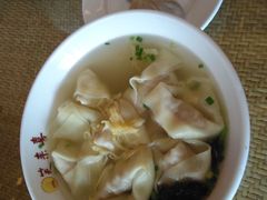 -笑来喜馄饨小笼工坊店(湖滨街店)