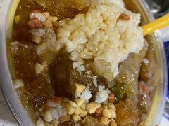门口的冰汤圆-渝味黄姐火锅(黄泥村店)