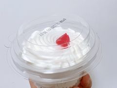 -红宝石·鲜奶小方·海派西点房(南丹店)