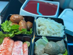 -唯爱KTV聚会餐厅(仙林东城汇店)