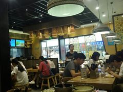 大堂-蒙自源过桥米线(红谷滩万达店)