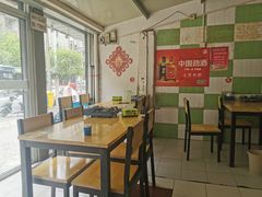大堂-重庆鸡公煲(龙河路店)