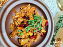 -小董哥烤串·爆汁大油边(故宫店)
