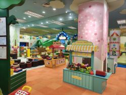 -莫莉幻想儿童乐园(武汉经开永旺店)