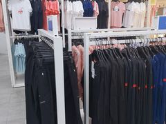 -BIGOFFS 超级折扣(仁恒伊势丹店)