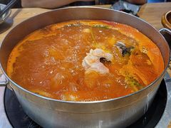 -野山舂·贵州现舂酸汤牛肉(东山店)