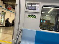 -东方体育中心(地铁站)