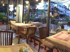 -Cafe de Thaan Aoan