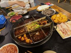 -苟味道老火锅(黄桷坪店)