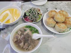 -尹记门钉肉饼(丰台站店)