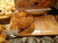 -罗森尼娜(德思勤店)