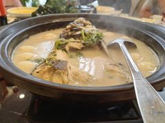 -香山湖家家宴(中山陵店)
