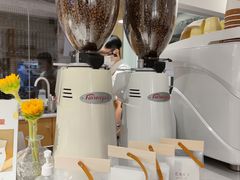 -Cafe on warm(丹霞店)