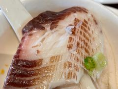 油盐蒸山坑皖鱼-启香鸡私房菜(湖景店)