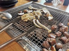 -肉甲韩国木炭烤肉(新壹街1店)