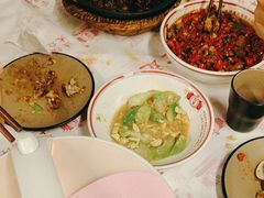 -堂瓦里·33年传统赣菜(第一街区店)