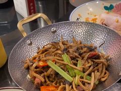 -川流不息·地道川菜·小龙虾(新松江路店)