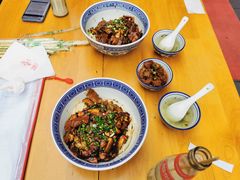 -沪西老弄堂面馆(定西路店)