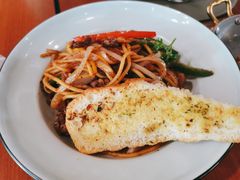 黑椒牛柳炒意面-魏斯理汉堡(西安沣东吾悦店)