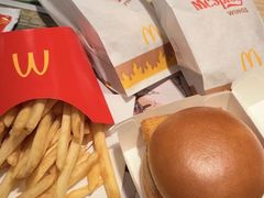 -麦当劳(中山公园龙之梦店)