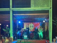 -Naughty Nuri’s Phuket