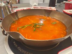 -毛辣果·贵州红酸汤牛肉火锅(西单店)